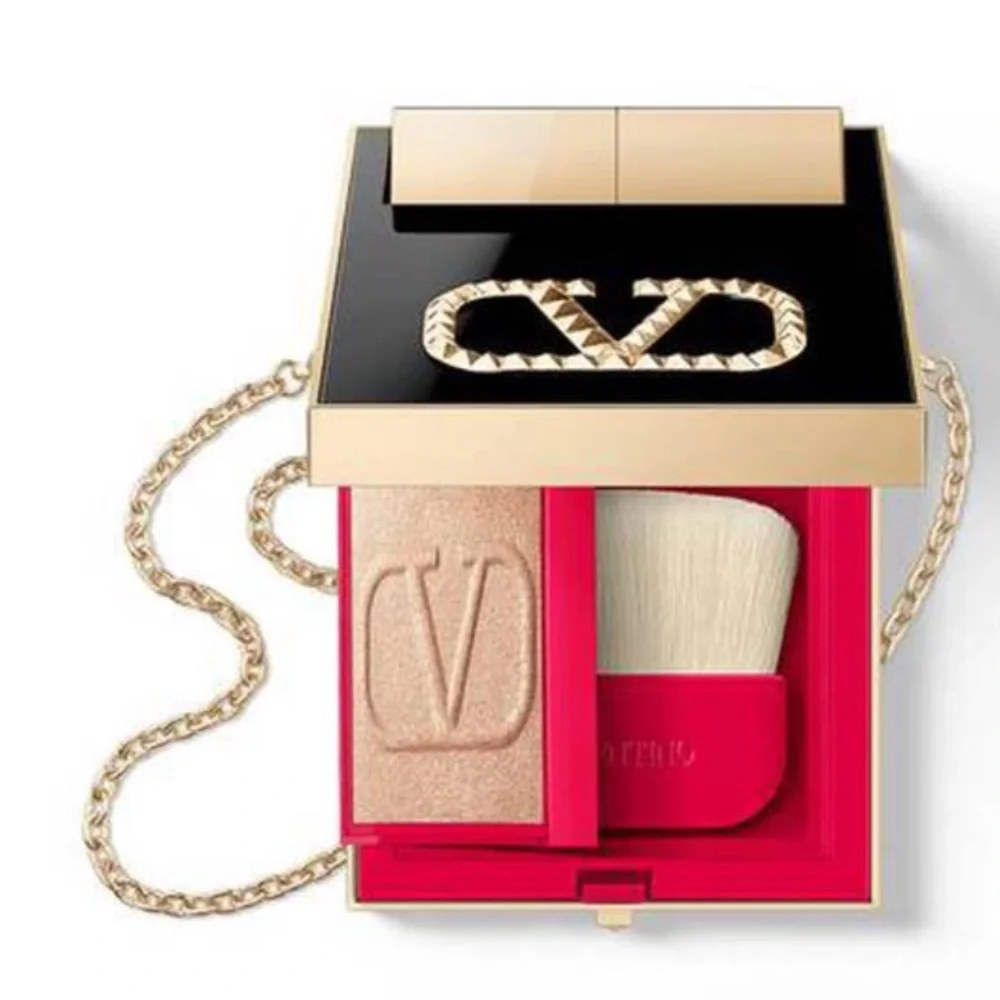 Valentino Go-Clutch Highlighter & Mini Lipstick- limited edition,removable chain - Picture 4 of 8